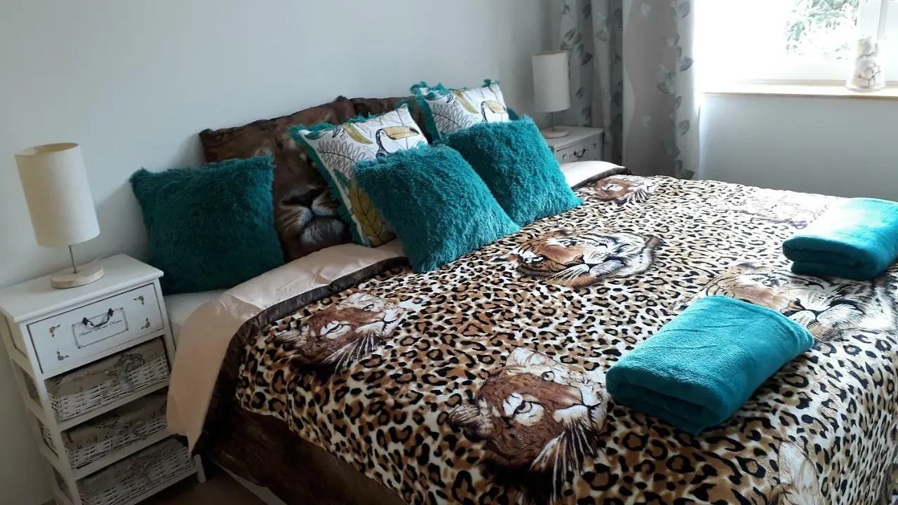 African Holiday Home In Table View Ciudad del Cabo